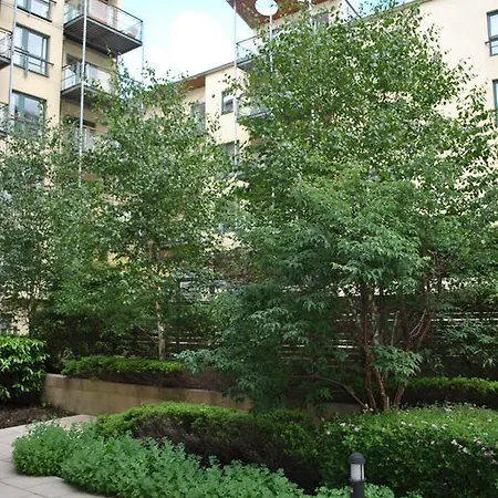 Dreamhouse Holyrood Park