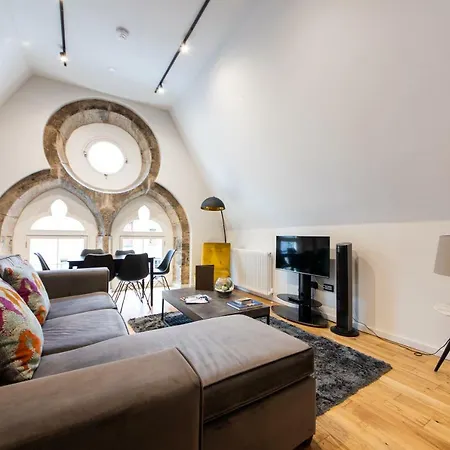 Linton Collection - Blackfriars Lofts Apartment