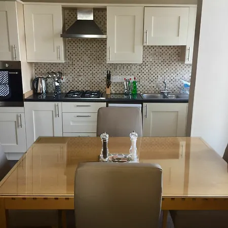 Fountain Court - Royal Garden