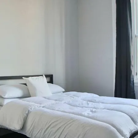 شقة Newly Refurbished 2 Bedroom Flat In Canonmills إدنبرة