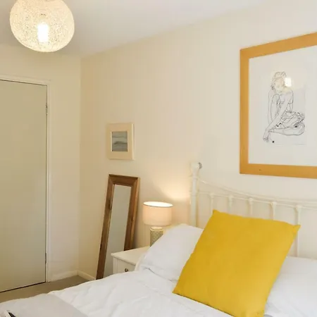 شقة Peaceful 1 Bedroom Flat إدنبرة