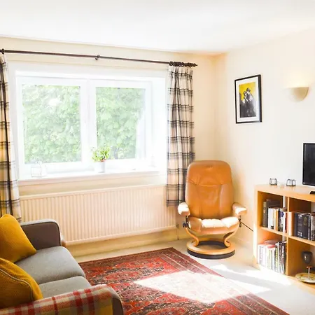 Peaceful 1 Bedroom Flat * إدنبرة