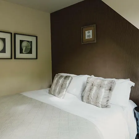 Tranquil In The Heart Of Stockbridge إدنبرة