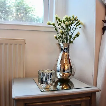 דירה Homely 1 Bedroom Garden Flat אדינבורו
