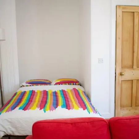 Fantastically Located 1 Bedroom Daire
