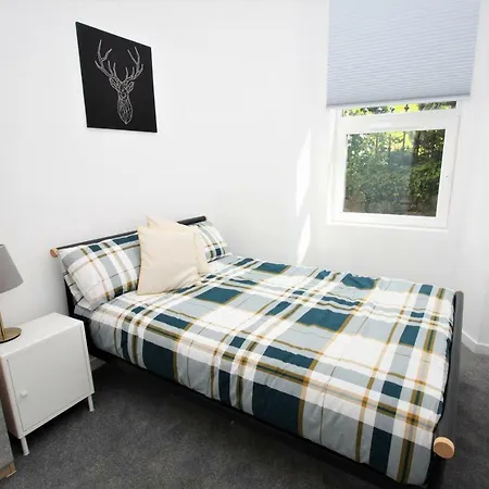 Mentone Terrace דירה