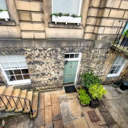 Apartament Great King St By Guestready