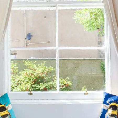 Cosy 1br In Heart Of Stockbridge * Edinburgh