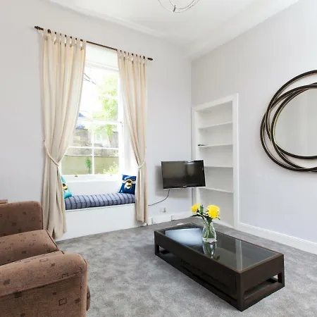 Cosy 1br In Heart Of Stockbridge Apartment *