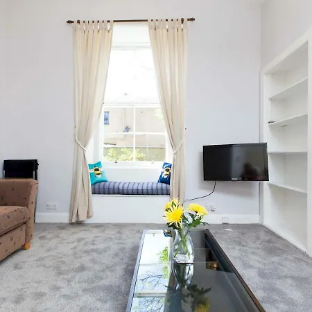 Cosy 1br In Heart Of Stockbridge * Edinburgh