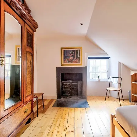 Stylish Rose Street Apt - Heart Of City Centre Appartement Édimbourg