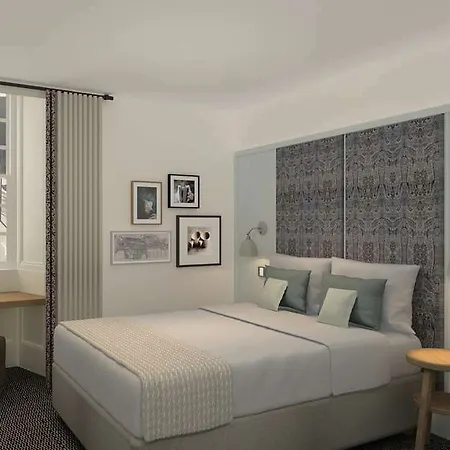 Abbey Apartments, At Holyrood