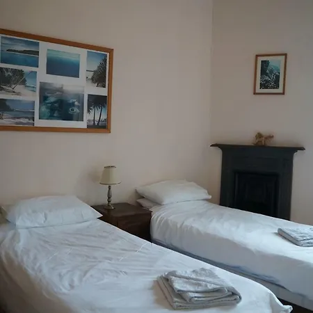 Roseneath Apartment, Marchmont, Central Edinburgh