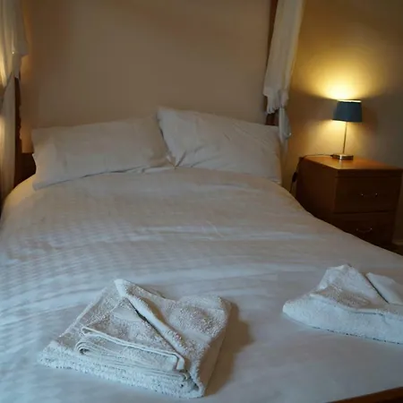 Roseneath Apartment, Marchmont, Central *