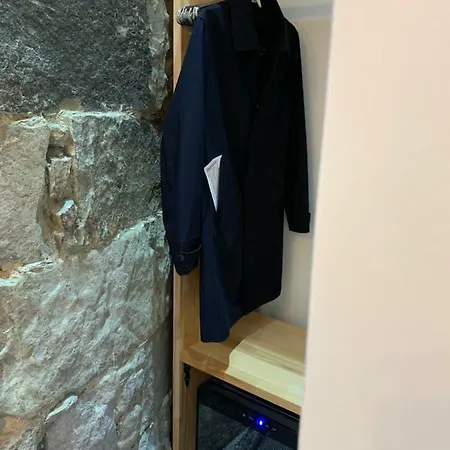 Royal Mile By The Castle Aparthotel 5*