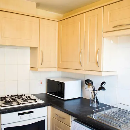 Appartement Bright 2 Bedroom With Parking In