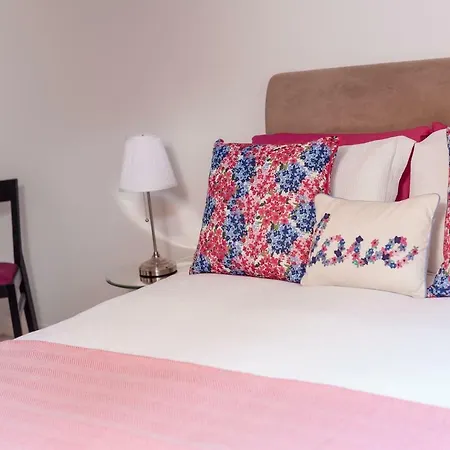 The Tollcross * Edinburg