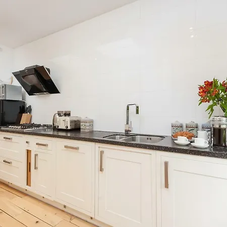 Holiday home The Lochside House