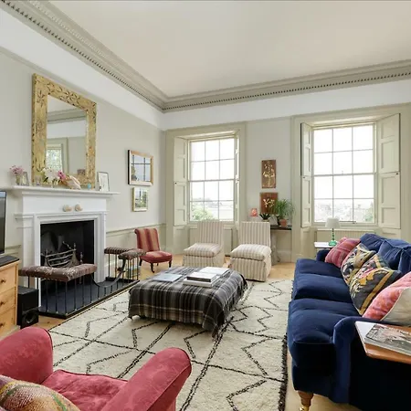 The Bellevue Crescent Apartamento