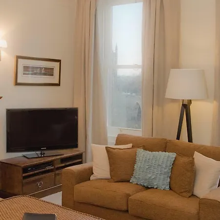 The Lynedoch Place Residence Apartment