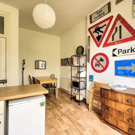 2bed For 6 Guests In Argyle Place By Guestready *