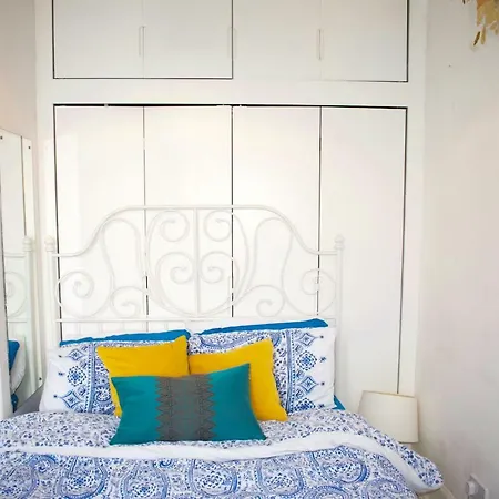 Bright 1 Bedroom Flat * Edinburgh