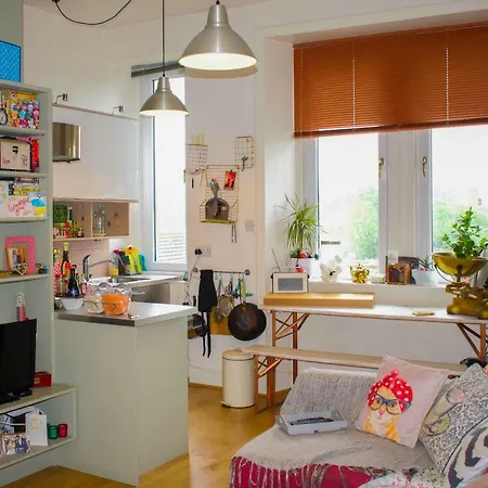 Daire Bright 1 Bedroom Flat Edinburgh