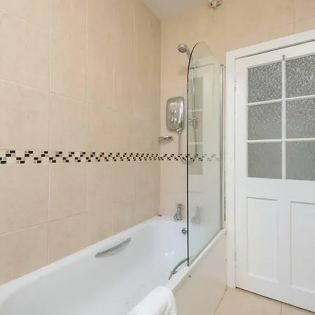 Appartement Lovely 2-bed Apt 2-min From Haymarket Station *