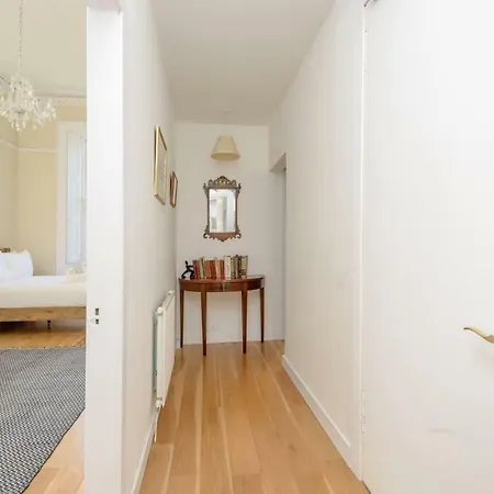 Lovely 2-bed Apt 2-min From Haymarket Station Appartement Édimbourg