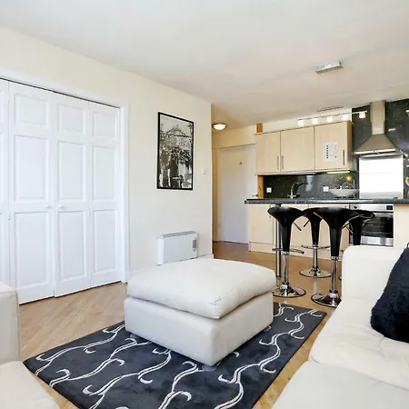West Bow - Comfy 2 Bed On West Bow Overlooking Grassmarket Apartment