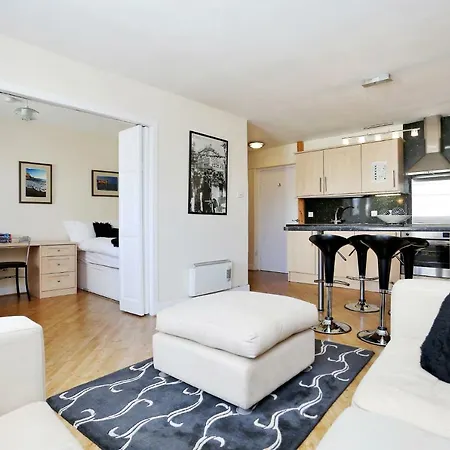 West Bow - Comfy 2 Bed On West Bow Overlooking Grassmarket Apartament