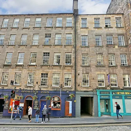 World's End - Historic 2 Bed On The Royal Mile, Sleeps 4 Appartamento *