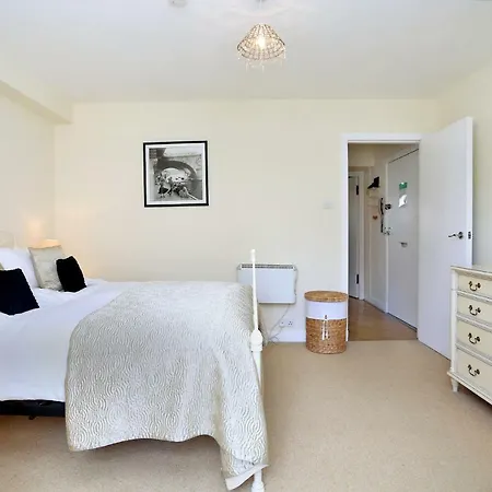 West Bow - Comfy 2 Bed On West Bow Overlooking Grassmarket Apartament