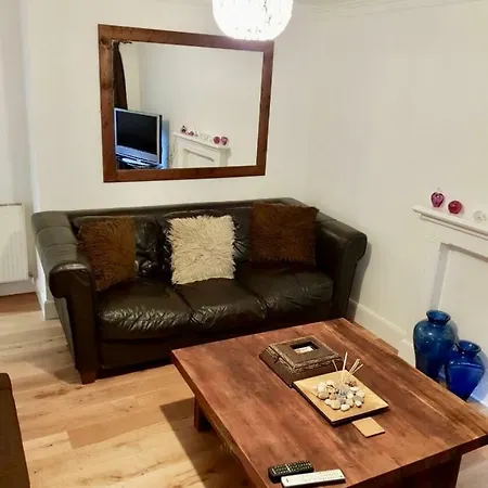 2 Bedroom Flat Near Playhouse * Édimbourg