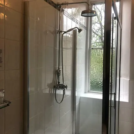 Hillside Luxury Apartment * Edinburgh