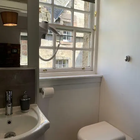 Royal Mile Balconies By The Castle 5*