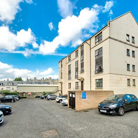 2bed Close To City Centre