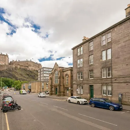 Cozy 3 Bedroom In The Heart Of Old Town - Perfect For The Fringe *