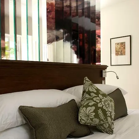 Hotel 21212 5*