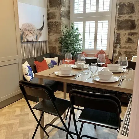 Cozy 3 Bedroom In The Heart Of Old Town - Perfect For The Fringe
