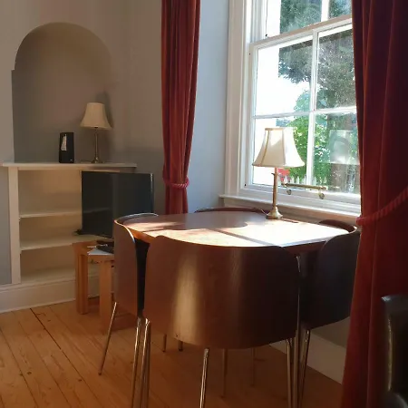 Beautiful One Bed Colony Flat In Stockbridge, *