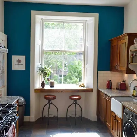 Spacious And Bright 2 Bedroom Bruntsfield Διαμέρισμα Εδιμβούργο