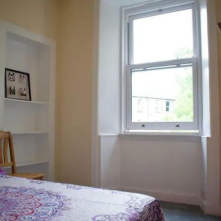 Daire Welcoming 2 Bedroom Flat Near Fountainbridge Edinburgh