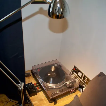 Aesthetic 1 Bedroom Flat In Heart Of City *