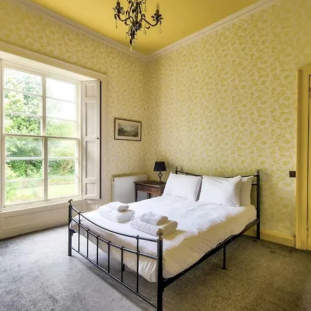 Authentic 3br By Guestready Edinburgh