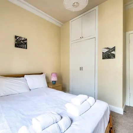 Appartement 2br Flat Near King's Theatre By Guestready *