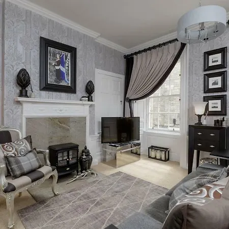 Lovely Heart Of The City 1-bedrm Apt On Thistle Street Appartement