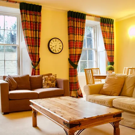2 Bedroom Flat In Newtown, 公寓 爱丁堡
