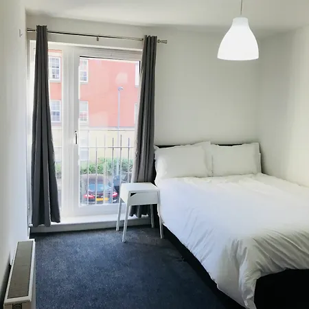 Apartment Two Bed Two Toilet Free Parking