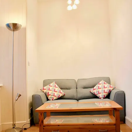 1 Bedroom In *